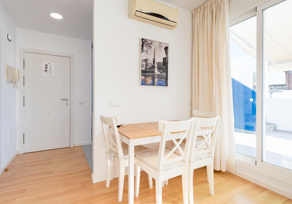 Apartment Bolivia 260 Малага Екстериор снимка